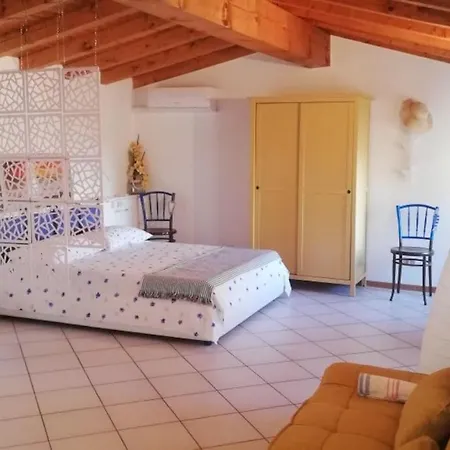 Apartmán Ca'rosa An Italian Experience In The Old Town Cavaion Veronese