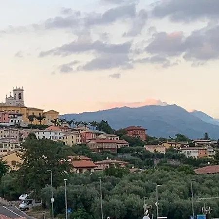 Lejlighed Ca'rosa An Italian Experience In The Old Town Cavaion Veronese
